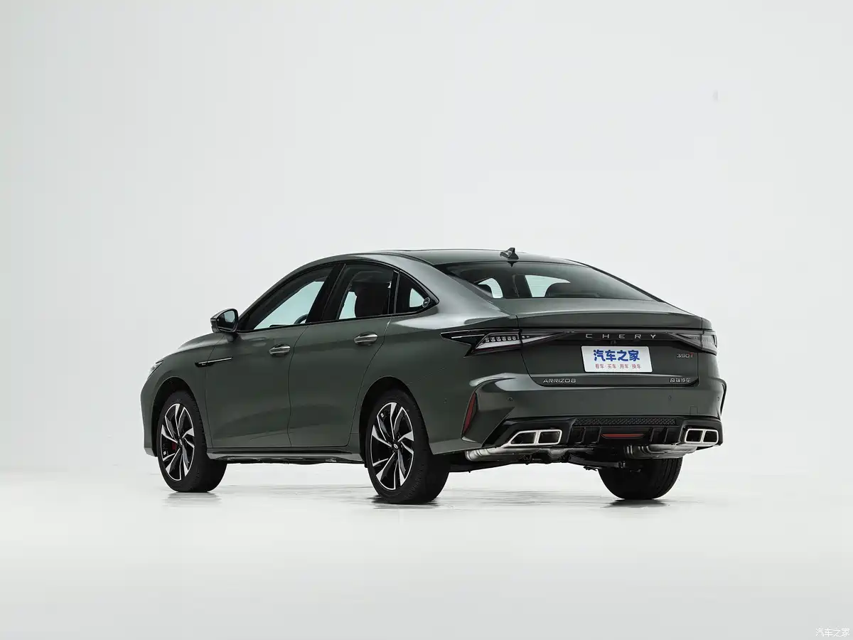 2026 Chery Arrizo 8 Conqueror Edition rear quad exhaust connected tail lights