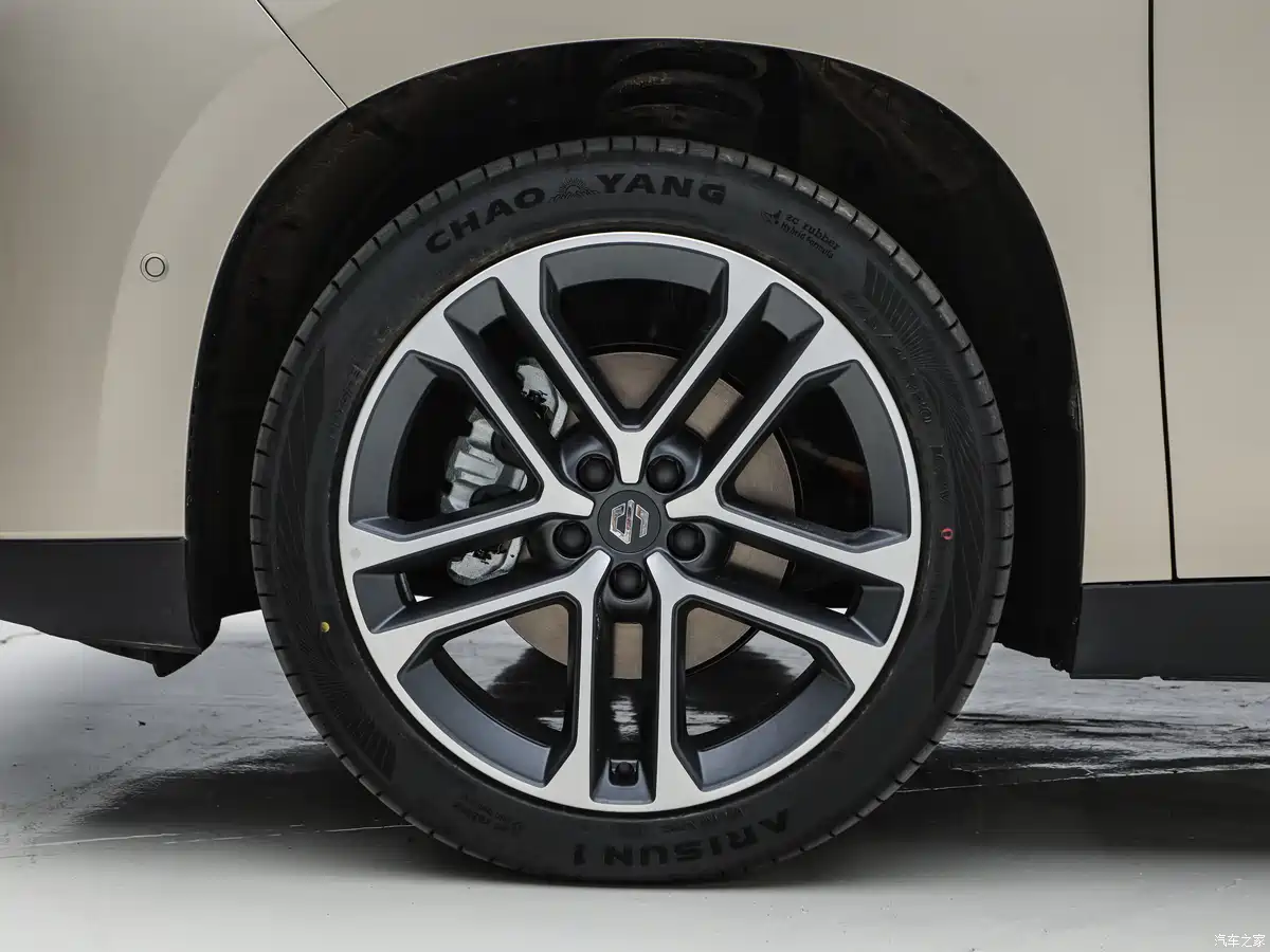 2026 Leapmotor C10 side profile new wheels