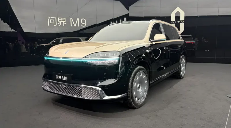 AITO M9 2026 facelift luxury electric SUV with six LiDAR sensors and enhanced performance