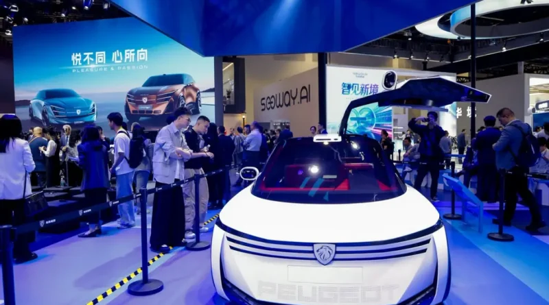 eugeot Concept 8 Lumine electric SUV at 2026 Beijing Auto Show – futuristic French design meets intelligent mobility